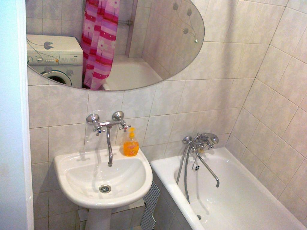 Centre *