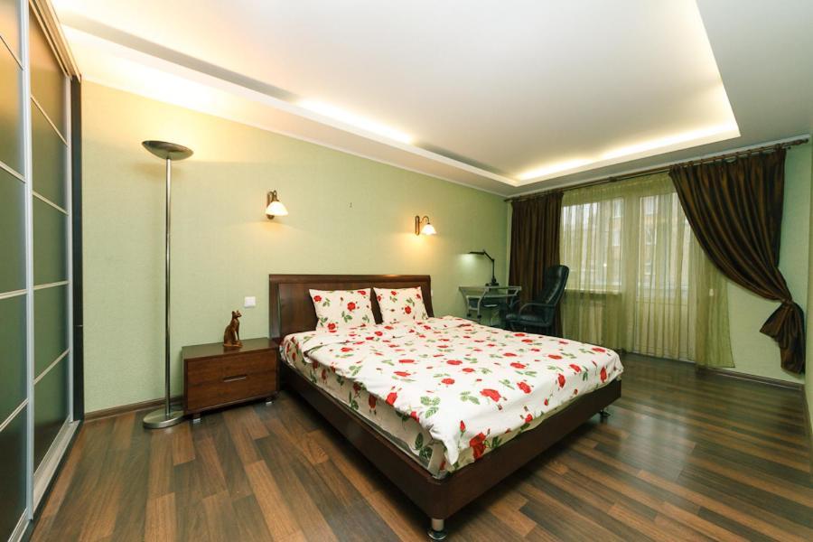 Apartment Centre *
